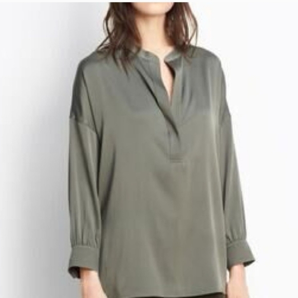 Vince Olive Green Silk Top Size Medium - Picture 1 of 5